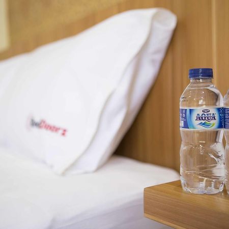 เรดดอร์ซ พลัส แอท กาปุก์ บิสซิเนส พาร์ค Hotel จาการ์ตา ภายนอก รูปภาพ
