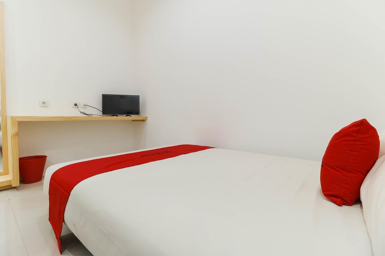 เรดดอร์ซ พลัส แอท กาปุก์ บิสซิเนส พาร์ค Hotel จาการ์ตา ภายนอก รูปภาพ